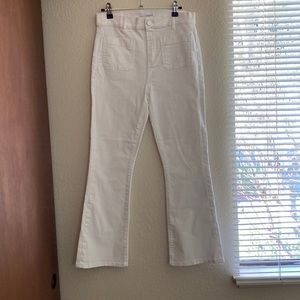 White cropped flare jeans
